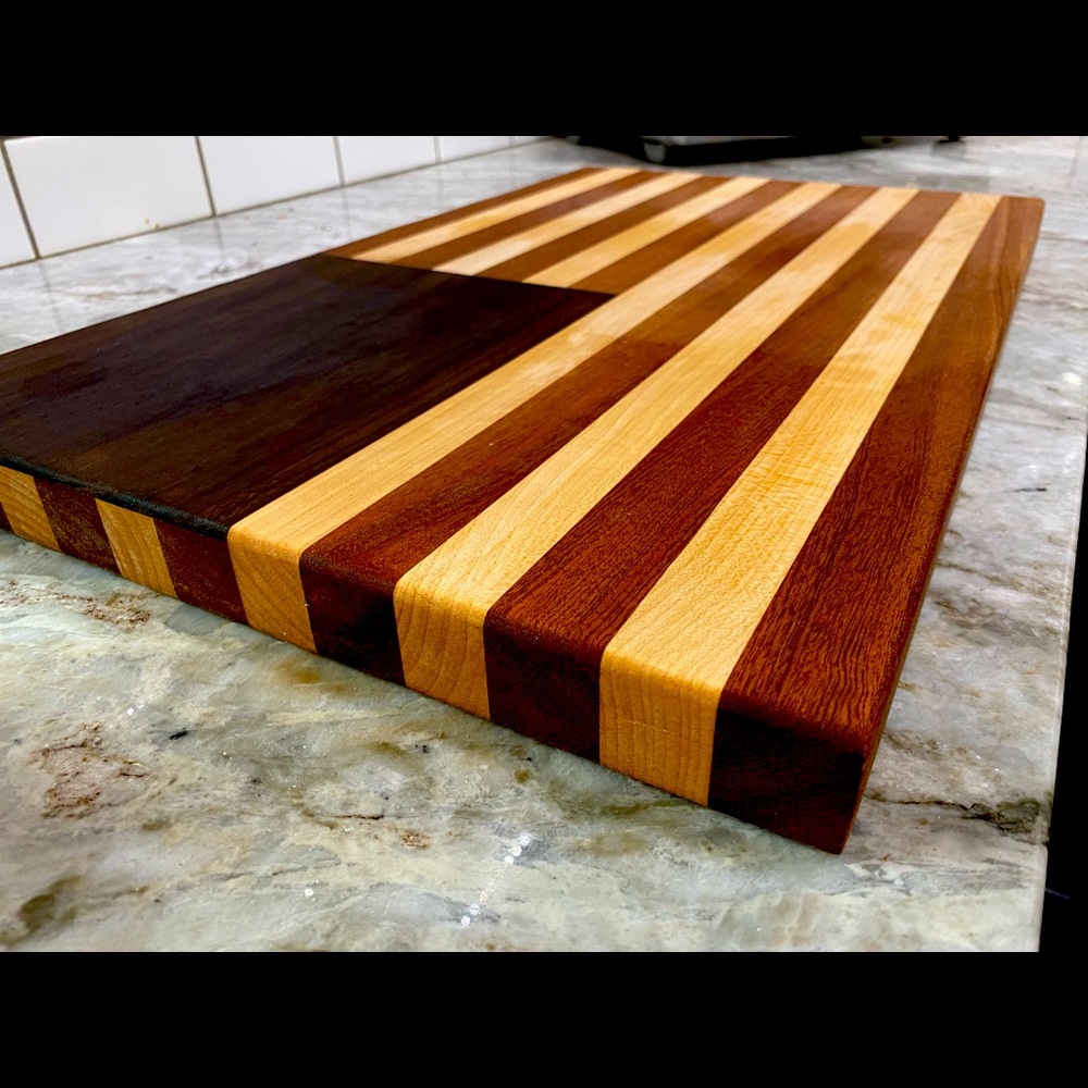 Wooden cutting board